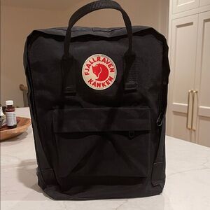 Fjallraven Kånken Classic Black Backpack